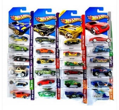 Auto wyścigowe metalowe mix wzorów 3+ Hot Wheels Mattel_49783